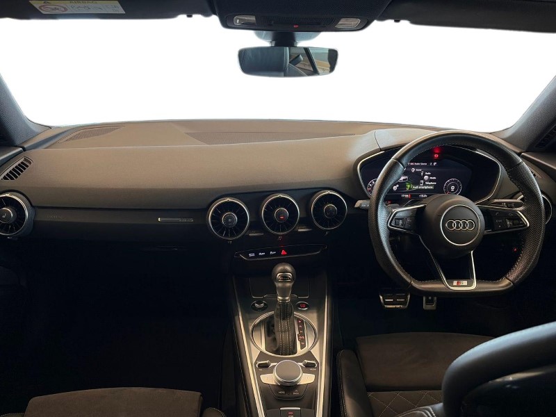 2022 (22) AUDI TT 40 TFSI Black Edition 2dr S Tronic 5243573