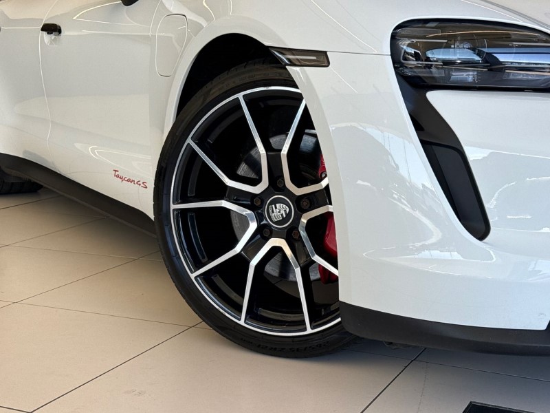 2022 (72) PORSCHE TAYCAN 420kW 4S 93kWh 4dr Auto 5225783