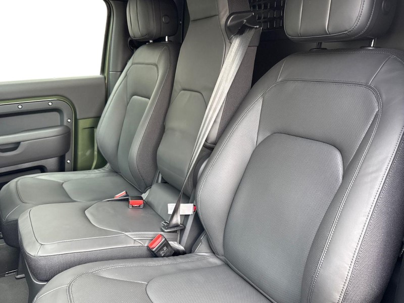 2026 (75) LAND ROVER COMMERCIAL DEFENDER 3.0 D350 Hard Top X-Dynamic HSE Auto 5221486