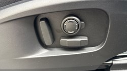 2026 (75) LAND ROVER COMMERCIAL DEFENDER 3.0 D350 Hard Top X-Dynamic HSE Auto 5221505