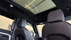 2025 (75) LAND ROVER DEFENDER 3.0 D250 X-Dynamic SE 110 5dr Auto 5251530