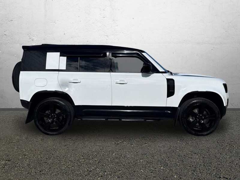 2025 (75) LAND ROVER DEFENDER 3.0 D250 X-Dynamic SE 110 5dr Auto 5251514