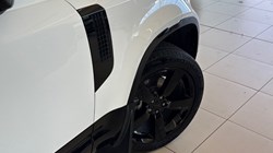 2025 (75) LAND ROVER DEFENDER 3.0 D250 X-Dynamic SE 110 5dr Auto 5228115