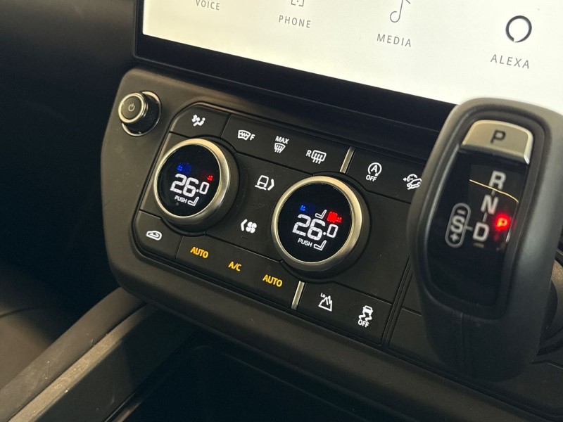 2025 (75) LAND ROVER DEFENDER 3.0 D250 X-Dynamic SE 110 5dr Auto 5228101