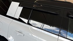 2025 (75) LAND ROVER DEFENDER 3.0 D250 X-Dynamic SE 110 5dr Auto 5228117