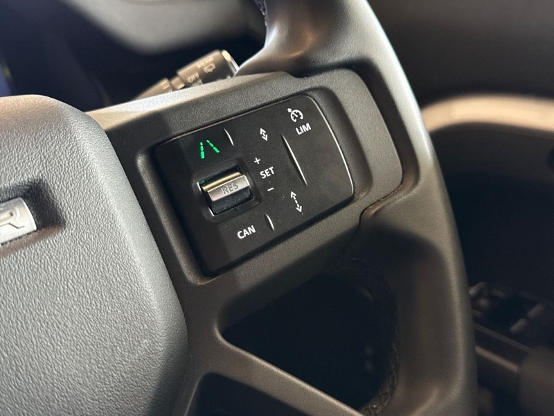 2025 (75) LAND ROVER DEFENDER 3.0 D250 X-Dynamic SE 110 5dr Auto 5228098