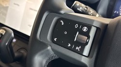 2025 (75) LAND ROVER DEFENDER 3.0 D250 X-Dynamic SE 110 5dr Auto 5228097