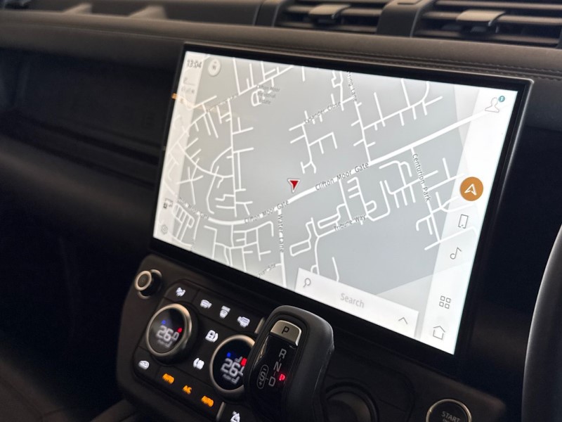 2025 (75) LAND ROVER DEFENDER 3.0 D250 X-Dynamic SE 110 5dr Auto 5228080