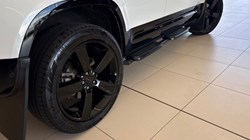 2025 (75) LAND ROVER DEFENDER 3.0 D250 X-Dynamic SE 110 5dr Auto 5228114