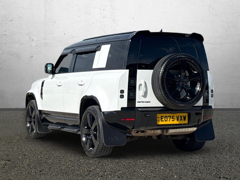 2025 (75) LAND ROVER DEFENDER 3.0 D250 X-Dynamic SE 110 5dr Auto 5228071
