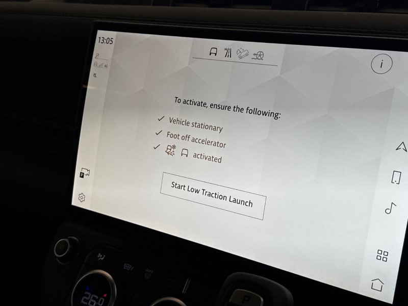 2025 (75) LAND ROVER DEFENDER 3.0 D250 X-Dynamic SE 110 5dr Auto 5228102