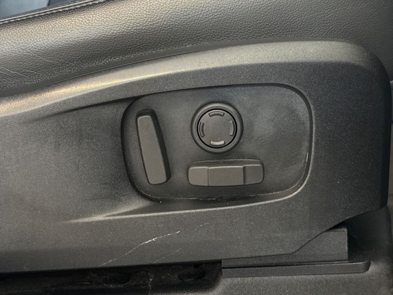 2023 (23) LAND ROVER COMMERCIAL DEFENDER 3.0 D250 Hard Top SE Auto 5234342