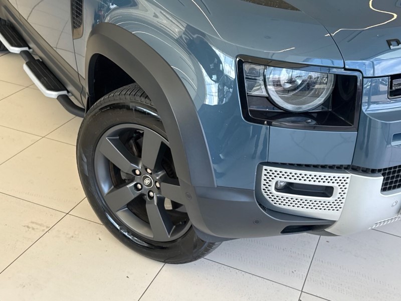 2023 (23) LAND ROVER COMMERCIAL DEFENDER 3.0 D250 Hard Top SE Auto 5251500