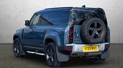 2023 (23) LAND ROVER COMMERCIAL DEFENDER 3.0 D250 Hard Top SE Auto 5251464