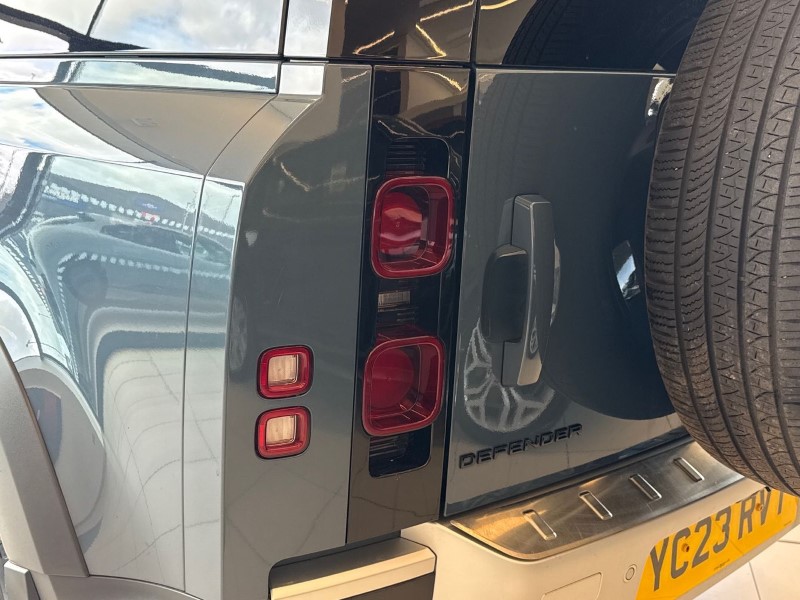 2023 (23) LAND ROVER COMMERCIAL DEFENDER 3.0 D250 Hard Top SE Auto 5234338