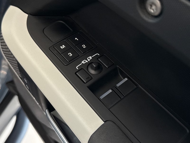 2023 (23) LAND ROVER COMMERCIAL DEFENDER 3.0 D250 Hard Top SE Auto 5234341