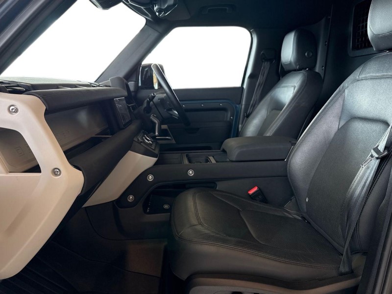 2023 (23) LAND ROVER COMMERCIAL DEFENDER 3.0 D250 Hard Top SE Auto 5234322