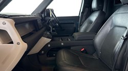 2023 (23) LAND ROVER COMMERCIAL DEFENDER 3.0 D250 Hard Top SE Auto 5234322