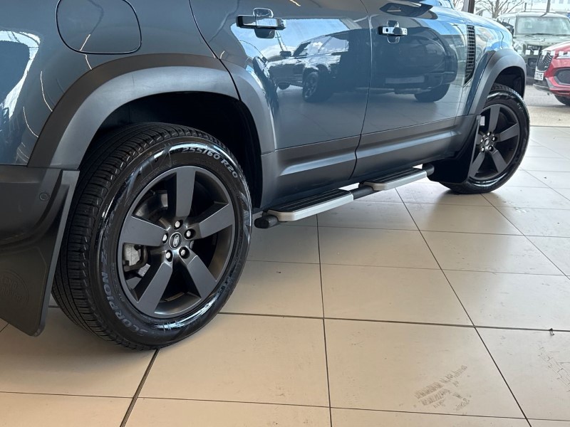 2023 (23) LAND ROVER COMMERCIAL DEFENDER 3.0 D250 Hard Top SE Auto 5234363