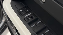 2023 (23) LAND ROVER DEFENDER 3.0 D300 X-Dynamic HSE 110 5dr Auto 5233810