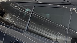 2023 (23) LAND ROVER DEFENDER 3.0 D300 X-Dynamic HSE 110 5dr Auto 5233836