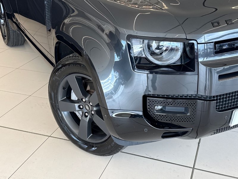 2023 (23) LAND ROVER DEFENDER 3.0 D300 X-Dynamic HSE 110 5dr Auto 5233827