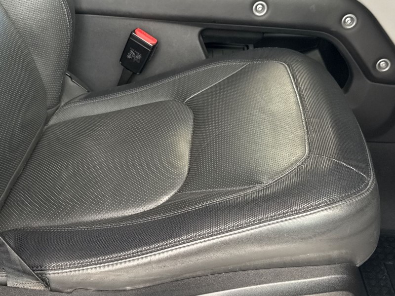 2023 (23) LAND ROVER DEFENDER 3.0 D300 X-Dynamic HSE 110 5dr Auto 5233812