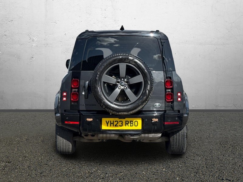 2023 (23) LAND ROVER DEFENDER 3.0 D300 X-Dynamic HSE 110 5dr Auto 5233793