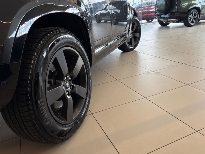 2023 (23) LAND ROVER DEFENDER 3.0 D300 X-Dynamic HSE 110 5dr Auto 5233833