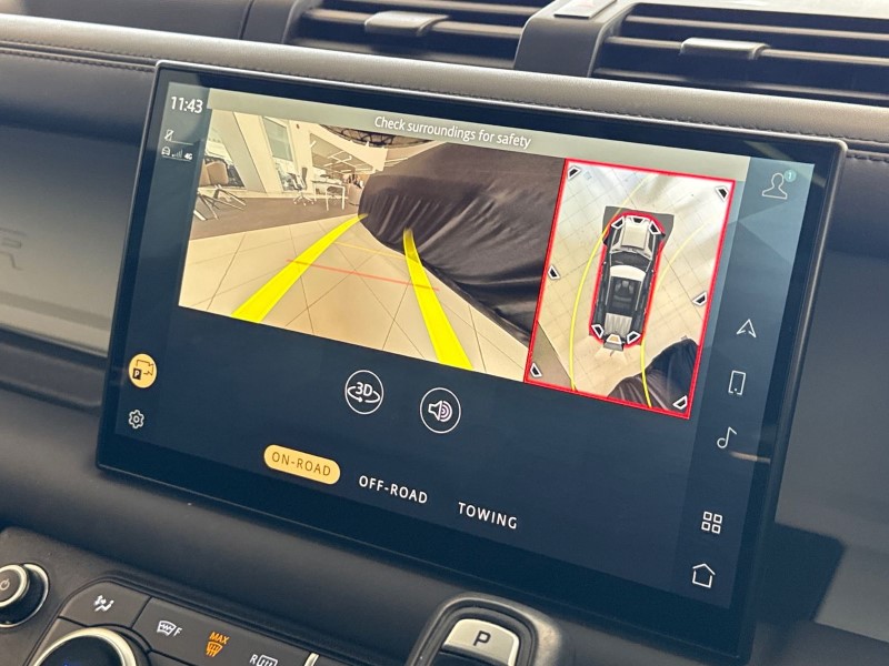 2023 (23) LAND ROVER DEFENDER 3.0 D300 X-Dynamic HSE 110 5dr Auto 5233799