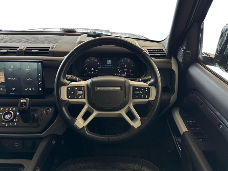 2023 (23) LAND ROVER DEFENDER 3.0 D300 X-Dynamic HSE 110 5dr Auto 5233802