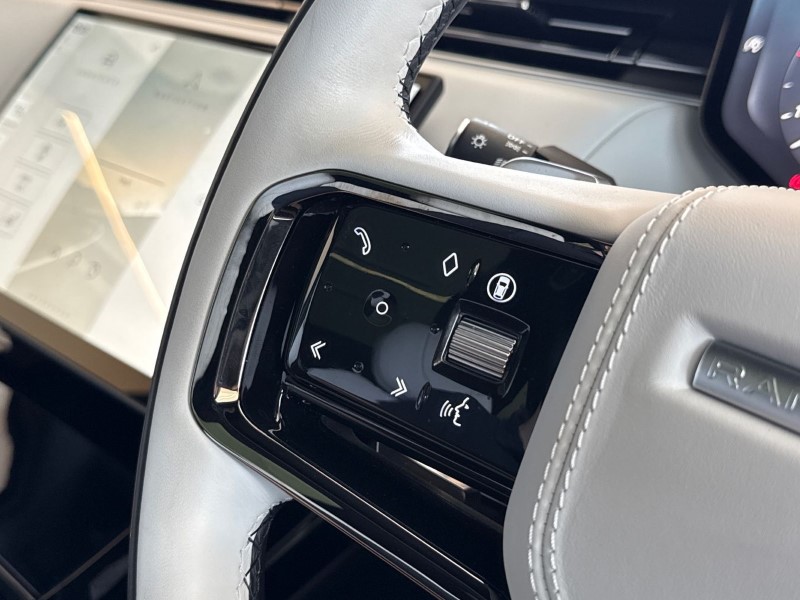 2025 (25) LAND ROVER RANGE ROVER SPORT 3.0 D300 Dynamic SE 5dr Auto 5238909