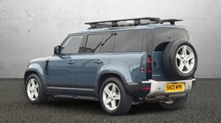 2023 (23) LAND ROVER COMMERCIAL DEFENDER 3.0 D250 Hard Top SE Auto 5228156