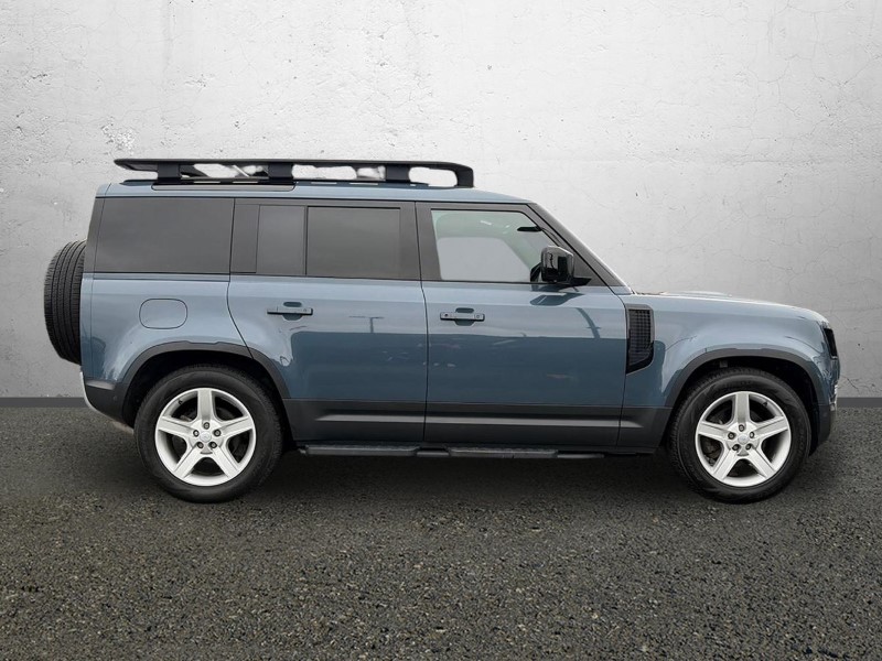 2023 (23) LAND ROVER COMMERCIAL DEFENDER 3.0 D250 Hard Top SE Auto 5228159