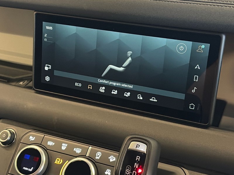 2023 (23) LAND ROVER COMMERCIAL DEFENDER 3.0 D250 Hard Top SE Auto 5228189