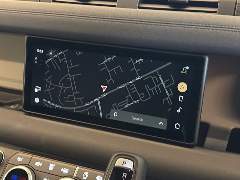 2023 (23) LAND ROVER COMMERCIAL DEFENDER 3.0 D250 Hard Top SE Auto 5228165