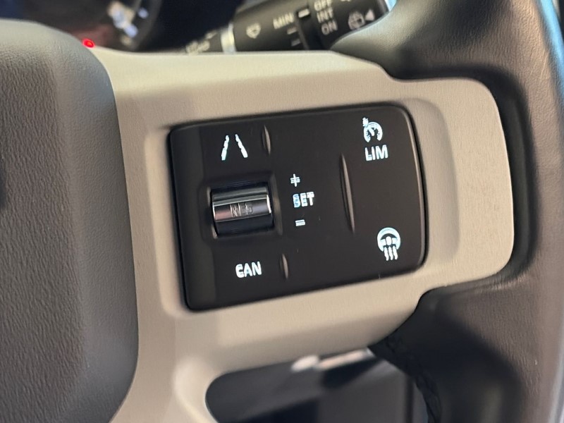 2023 (23) LAND ROVER COMMERCIAL DEFENDER 3.0 D250 Hard Top SE Auto 5228183