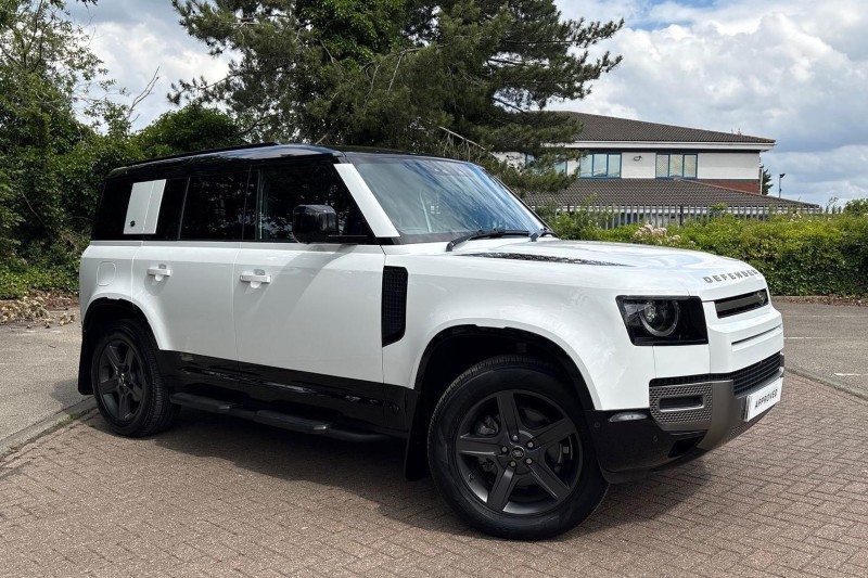 2024 (24) LAND ROVER DEFENDER 3.0 D250 X-Dynamic SE 110 5dr Auto 5560159