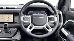 2024 (24) LAND ROVER DEFENDER 3.0 D250 X-Dynamic SE 110 5dr Auto 5560127