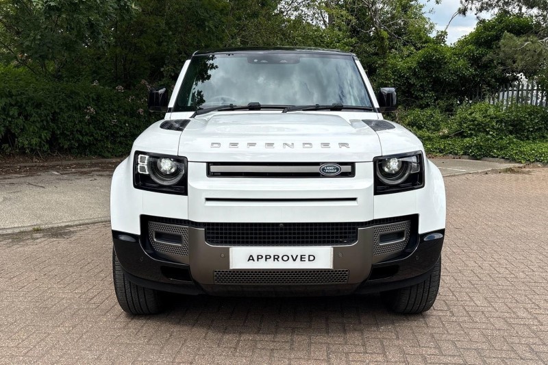2024 (24) LAND ROVER DEFENDER 3.0 D250 X-Dynamic SE 110 5dr Auto 5560173