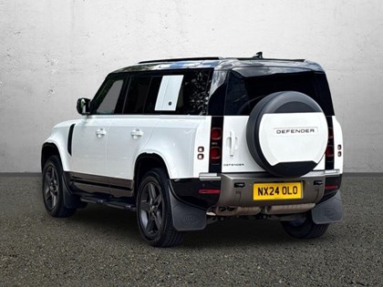 2024 (24) LAND ROVER DEFENDER 3.0 D250 X-Dynamic SE 110 5dr Auto