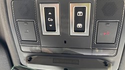 2024 (24) LAND ROVER DEFENDER 3.0 D250 X-Dynamic SE 110 5dr Auto 5560167