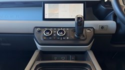 2022 (72) LAND ROVER DEFENDER 3.0 D250 SE 110 5dr Auto 5253908