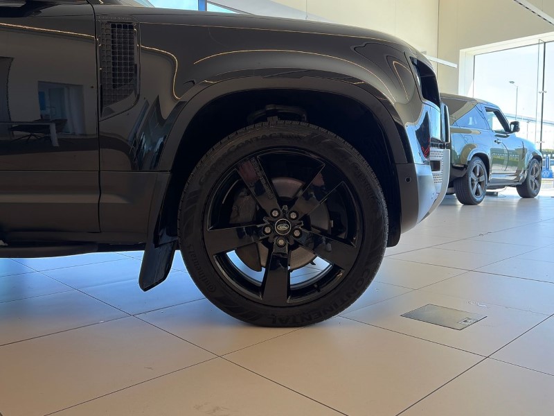 2022 (72) LAND ROVER DEFENDER 3.0 D250 SE 110 5dr Auto 5253901