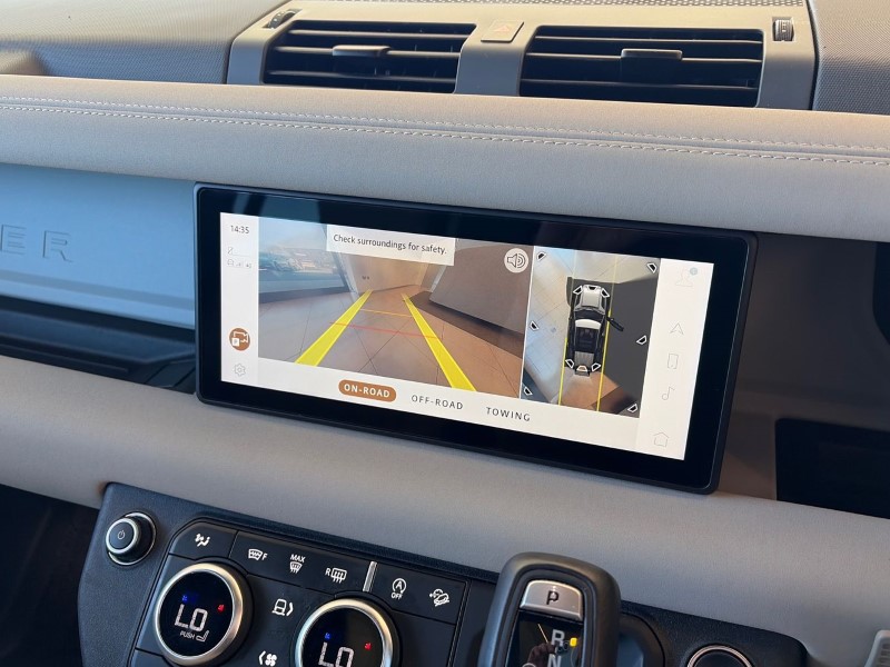 2022 (72) LAND ROVER DEFENDER 3.0 D250 SE 110 5dr Auto 5253906