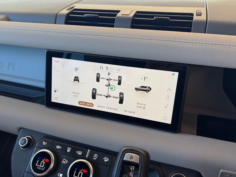 2022 (72) LAND ROVER DEFENDER 3.0 D250 SE 110 5dr Auto 5253933