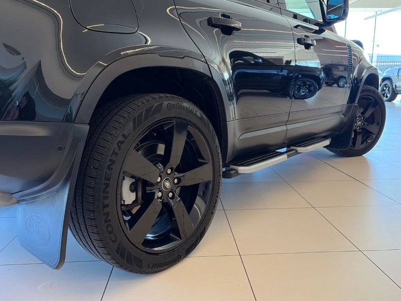 2022 (72) LAND ROVER DEFENDER 3.0 D250 SE 110 5dr Auto 5253945