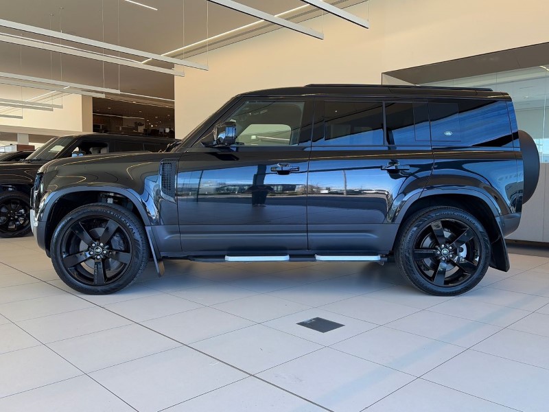 2022 (72) LAND ROVER DEFENDER 3.0 D250 SE 110 5dr Auto 5253951