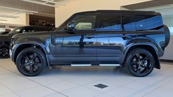 2022 (72) LAND ROVER DEFENDER 3.0 D250 SE 110 5dr Auto 5253951