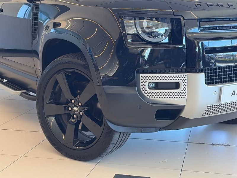 2022 (72) LAND ROVER DEFENDER 3.0 D250 SE 110 5dr Auto 5253939